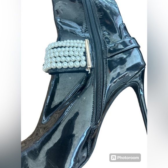 Jefferey Campbell Patent Leather Pearl Boots⚜️ - Picture 6 of 6